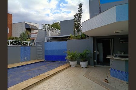 Casa à venda com 260m², 4 quartos e 8 vagasPiscina