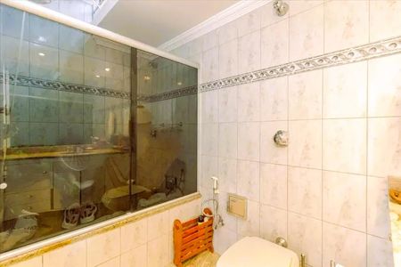 Banheiro de casa para alugar com 4 quartos, 458m² em São Lucas, Belo Horizonte