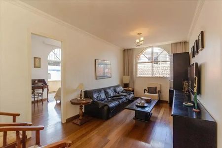 Sala de casa para alugar com 4 quartos, 458m² em São Lucas, Belo Horizonte