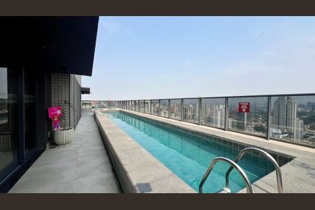 Studio à venda com 21m², 1 quarto e sem vaga Studio à venda com 21m², 1 quarto e sem vagaPiscina