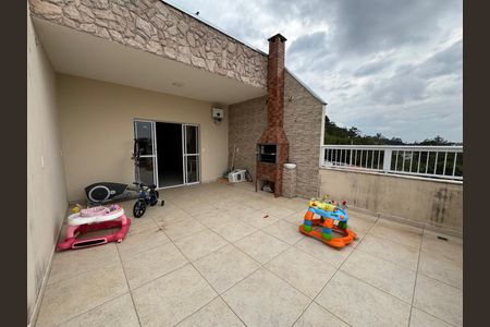 Casa à venda com 307m², 2 quartos e sem vaga Casa à venda com 307m², 2 quartos e sem vagaQuintal