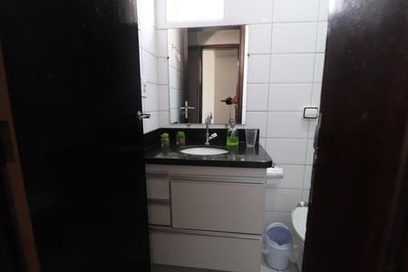 Apartamento para alugar com 57m², 2 quartos e 1 vagaBanheiro Social