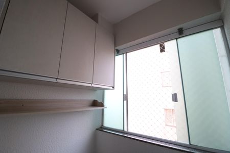 Apartamento para alugar com 57m², 2 quartos e 1 vaga Área de Serviço