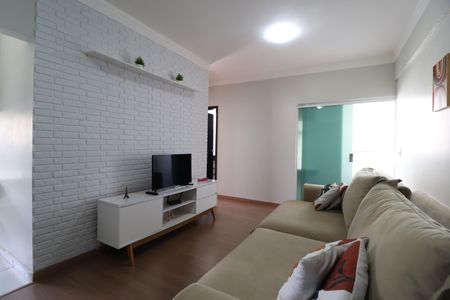 Apartamento para alugar com 57m², 2 quartos e 1 vagaSala