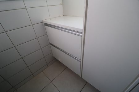 Apartamento para alugar com 57m², 2 quartos e 1 vaga Área de Serviço