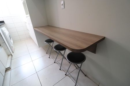 Apartamento para alugar com 57m², 2 quartos e 1 vagaCozinha