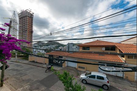 Casa à venda com 360m², 3 quartos e 2 vagasQuintal