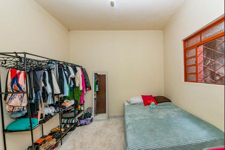 Casa à venda com 360m², 3 quartos e 2 vagasQuarto 2