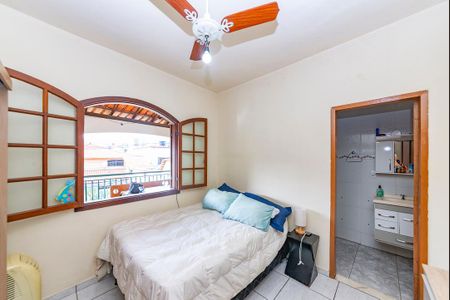 Casa à venda com 360m², 3 quartos e 2 vagasSuíte