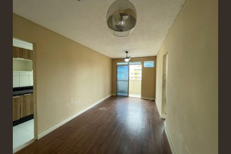 Sala de apartamento para alugar com 2 quartos, 55m² em Rocha Sobrinho, Mesquita