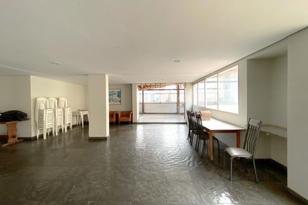 Apartamento para alugar com 95m², 3 quartos e 1 vaga Apartamento para alugar com 95m², 3 quartos e 1 vagaÁrea comum - Salão de festas