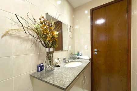 Apartamento para alugar com 95m², 3 quartos e 1 vaga Apartamento para alugar com 95m², 3 quartos e 1 vagaBanheiro