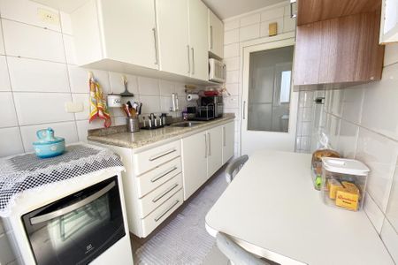 Apartamento para alugar com 100m², 3 quartos e 1 vaga Apartamento para alugar com 100m², 3 quartos e 1 vagacozinha