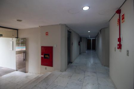 Apartamento à venda com 57m², 2 quartos e 1 vagaHall de entrada
