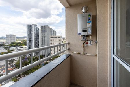 Varanda de apartamento para alugar com 2 quartos, 38m² em Lapa de Baixo, São Paulo
