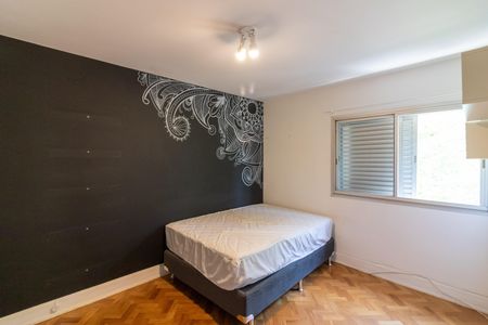 Apartamento à venda com 237m², 4 quartos e 3 vagas Apartamento à venda com 237m², 4 quartos e 3 vagasQuarto 3