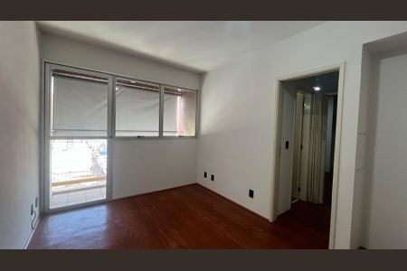Sala de apartamento para alugar com 1 quarto, 56m² em Conceicao, Campinas