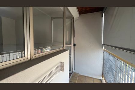Apartamento para alugar com 56m², 1 quarto e sem vagaSacada