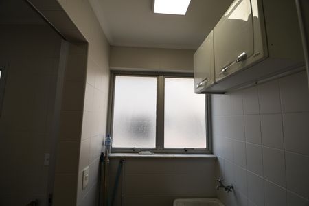 Apartamento para alugar com 75m², 2 quartos e 1 vagaÁrea de Serviço