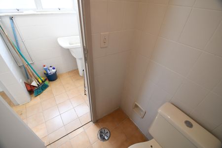 Apartamento para alugar com 75m², 2 quartos e 1 vagaBanheiro de serviço