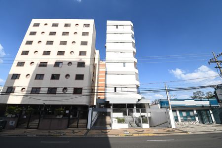 Apartamento para alugar com 75m², 2 quartos e 1 vagaFachada do Prédio