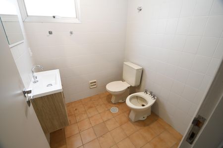 Apartamento para alugar com 75m², 2 quartos e 1 vagaBanheiro