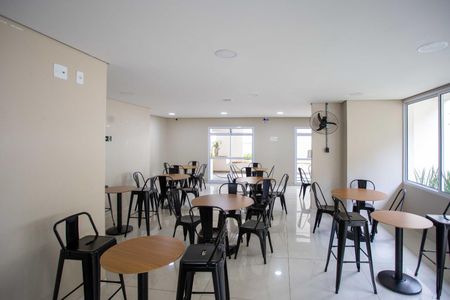 Apartamento para alugar com 46m², 2 quartos e 1 vagaÁrea comum - Salão de festas