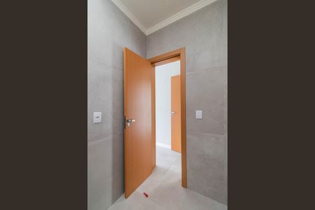 Casa de condomínio à venda com 96m², 3 quartos e 2 vagasBanheiro da Suíte