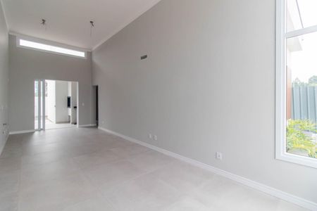 Sala de casa de condomínio à venda com 3 quartos, 96m² em Cavalhada, Porto Alegre