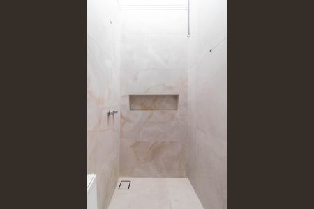 Casa de condomínio à venda com 96m², 3 quartos e 2 vagasBanheiro Social