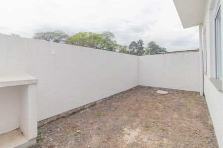 Casa de condomínio à venda com 96m², 3 quartos e 2 vagasQuintal