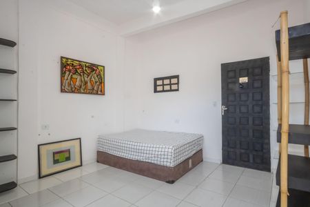 Casa para alugar com 35m², 1 quarto e sem vaga Casa para alugar com 35m², 1 quarto e sem vagaStudio