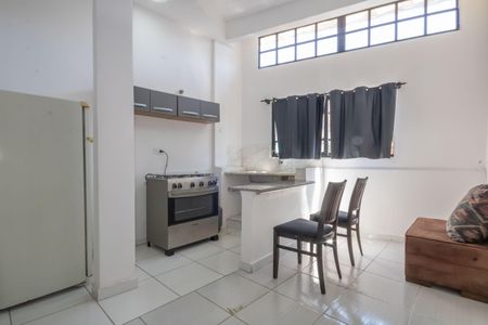 Casa para alugar com 35m², 1 quarto e sem vaga Casa para alugar com 35m², 1 quarto e sem vagaStudio