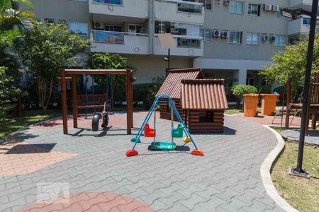 Apartamento para alugar com 86m², 1 quarto e sem vaga Apartamento para alugar com 86m², 1 quarto e sem vagaÁrea comum - Playground