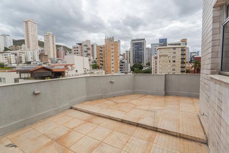 Apartamento à venda com 250m², 2 quartos e 2 vagas Apartamento à venda com 250m², 2 quartos e 2 vagasCobertura