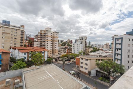 Apartamento à venda com 250m², 2 quartos e 2 vagas Apartamento à venda com 250m², 2 quartos e 2 vagasVista da Cobertura