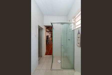 Casa à venda com 291m², 3 quartos e 4 vagasBanheiro Social 2