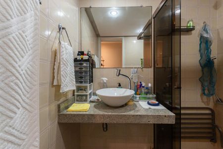 Apartamento à venda com 196m², 3 quartos e 1 vagaBanheiro 1
