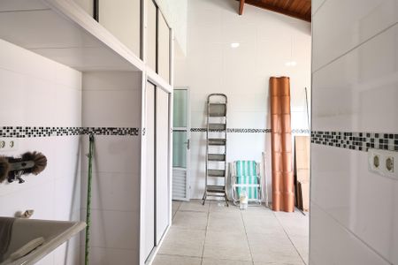 Apartamento à venda com 100m², 2 quartos e 2 vagas Apartamento à venda com 100m², 2 quartos e 2 vagasLavanderia