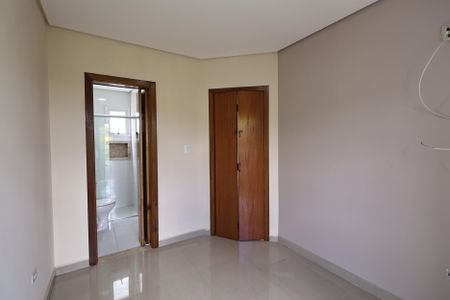 Apartamento à venda com 100m², 2 quartos e 2 vagas Apartamento à venda com 100m², 2 quartos e 2 vagasSuite