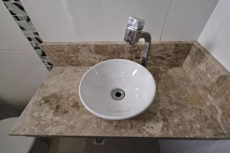 Apartamento à venda com 100m², 2 quartos e 2 vagas Apartamento à venda com 100m², 2 quartos e 2 vagasLavabo