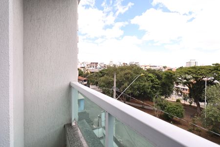 Apartamento à venda com 100m², 2 quartos e 2 vagas Apartamento à venda com 100m², 2 quartos e 2 vagasSacada