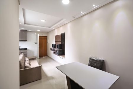 Apartamento à venda com 100m², 2 quartos e 2 vagas Apartamento à venda com 100m², 2 quartos e 2 vagasSala