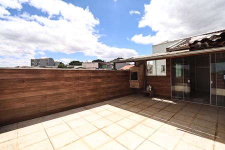 Apartamento à venda com 100m², 2 quartos e 2 vagas Apartamento à venda com 100m², 2 quartos e 2 vagasCobertura