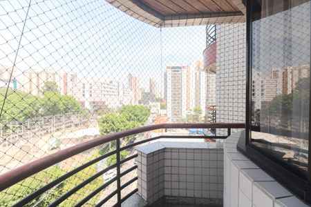Apartamento para alugar com 114m², 3 quartos e 3 vagasVaranda 