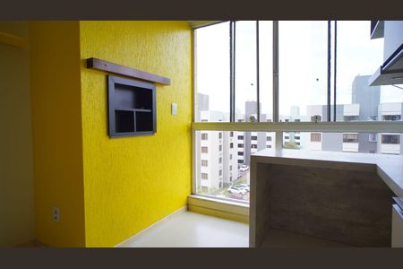 Sala - Varanda de apartamento à venda com 2 quartos, 57m² em Sarandi, Porto Alegre