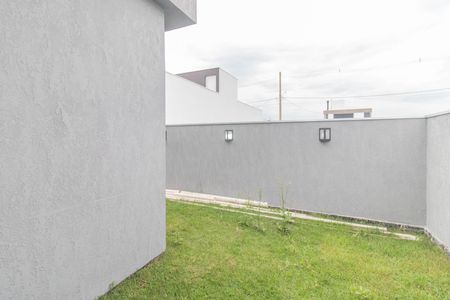 Casa de condomínio à venda com 89m², 3 quartos e 2 vagasQuintal