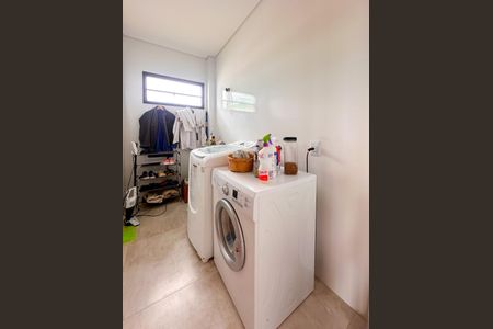 Casa de condomínio para alugar com 186m², 4 quartos e 2 vagasÁrea de Serviço