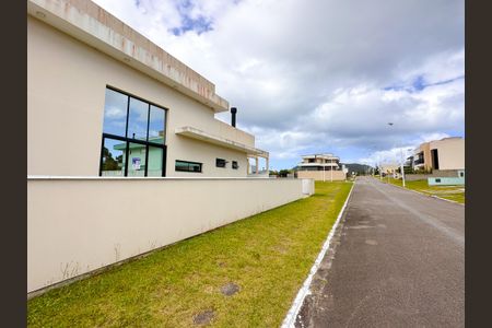 Casa de condomínio para alugar com 186m², 4 quartos e 2 vagasVista da Rua