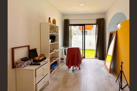 Casa de condomínio para alugar com 186m², 4 quartos e 2 vagasQuarto 1